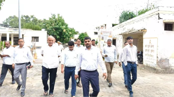 Haraiya Block Chief’s No -Confidence -Motion will be named, the administration will be completed, four hundred police staff deployed -Azamgarh News no confidence about Block Pramukh