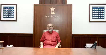 Vice -President Radhakrishnan will hold the first formal meeting with political leaders on October 7