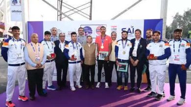 Head of Army staff Upendra Dwivedi honored athletes at the World Championships for Athletics
