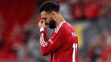«مكانه على الدكة».. جماهير ليفربول تهاجم محمد صلاح بعد الهزيمة من تشيلسي