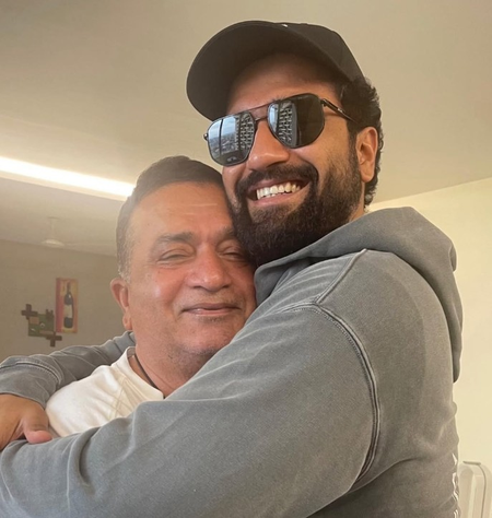 Vicky Kaushal’s father wrote an emotional post in praise for cleaning the worker