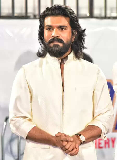 Ram Charan won the heart by delivering a speech in Hindi on Dussehra, said: I’m Hanuman, Ram is all of you