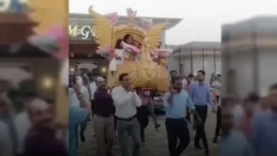 ‘Head to My Saajan Ki Door Chali Re …’ Farewell to former collector Sanskriti Jain and daughters in the Palanquin – Ex Collector Sanskriti Jain FareWell Social Media Viral Video