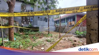Police take circuit television associated with the case of a female therapist killed on the vacant land of South Jakarta