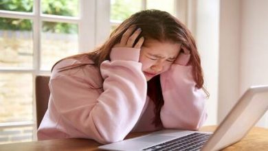 6 أسباب مفاجئة للصداع لا علاقة لها بضغط الدم أو قلة النوم