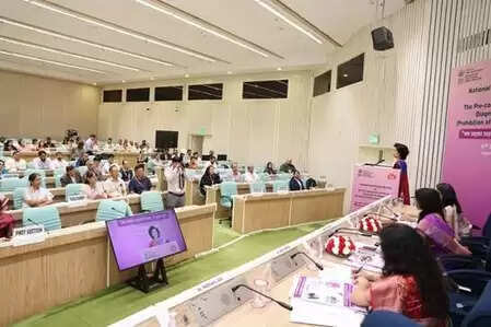 Important meeting to strengthen the computer and PNDT Act in New -Delhi, the emphasis on improving the gender relationship