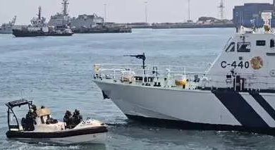 Indian Coast Guard Practice in Chennai, strong preparation to handle oil leakage