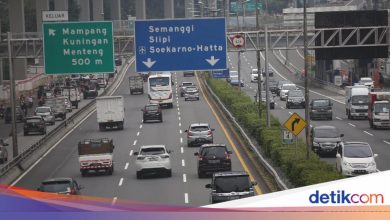 Traffic density points this morning on a number of toll roads in Jakarta