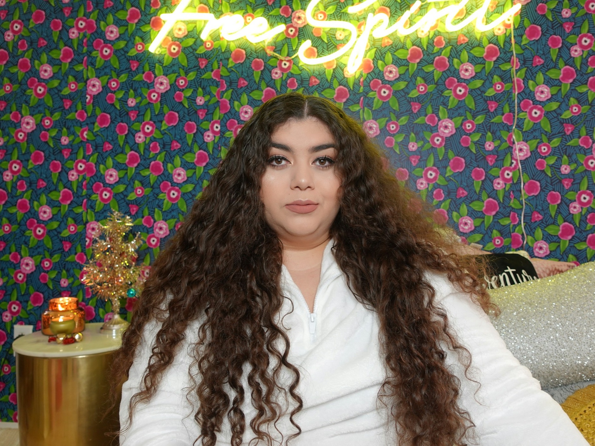 Straight curly hair without tool