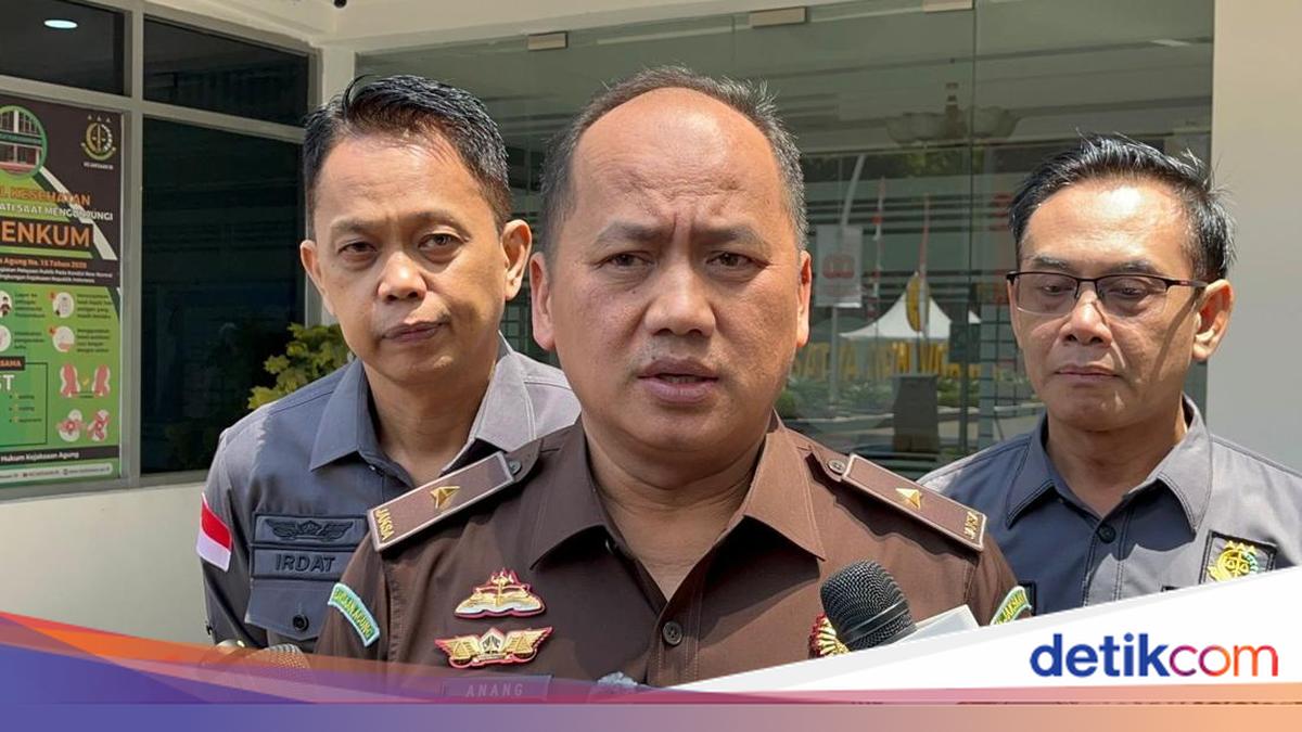 Riza Chalid-Jurist Tan can only return to RI or Overstay after the passport is recalled
