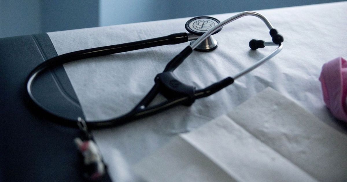Saudi healthcare sector .. Price gaps blow investment opportunities