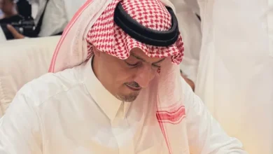 الأمير الشاعر سعود بن عبدالله يدشن ديوانه ” قلبي تولع بالرياض” بمعرض الرياض الدولي للكتاب