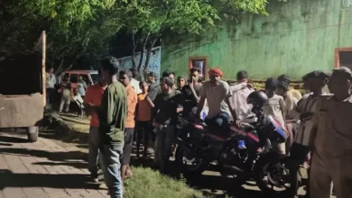 Dead bodies of couple and girl who are found in the house will yellow -colored thing reveal the secret of three deaths? Sensation in the area – bodies of a couple and a child found in their home in Dhanbad will yellow fabric secrets