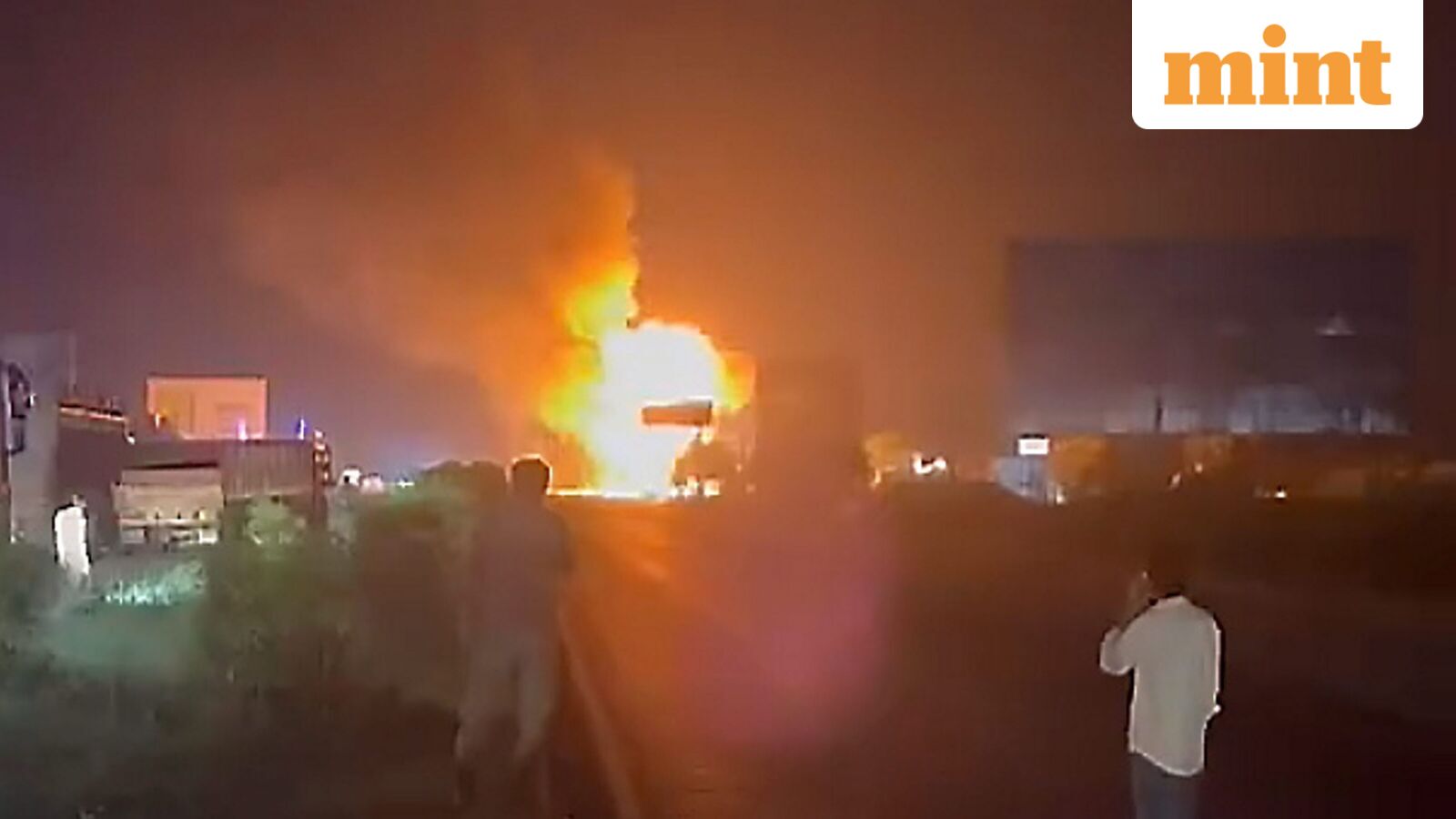Massive fire and explosions as LPG cylinder-laden truck on fire after collision on Jaipur-Ajmer Highway: Video