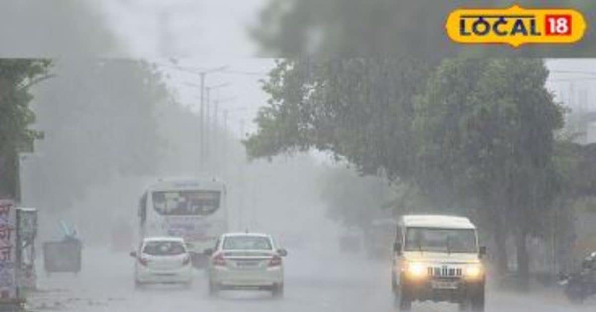 WEAR WARNING: Unservational rain has caused problems in Jaipur, long jams on roads due to water connection in many areas.