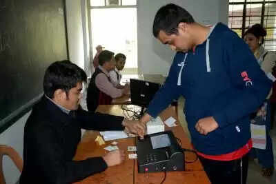 Bangladesh Cec warns officials not to support political parties in February election