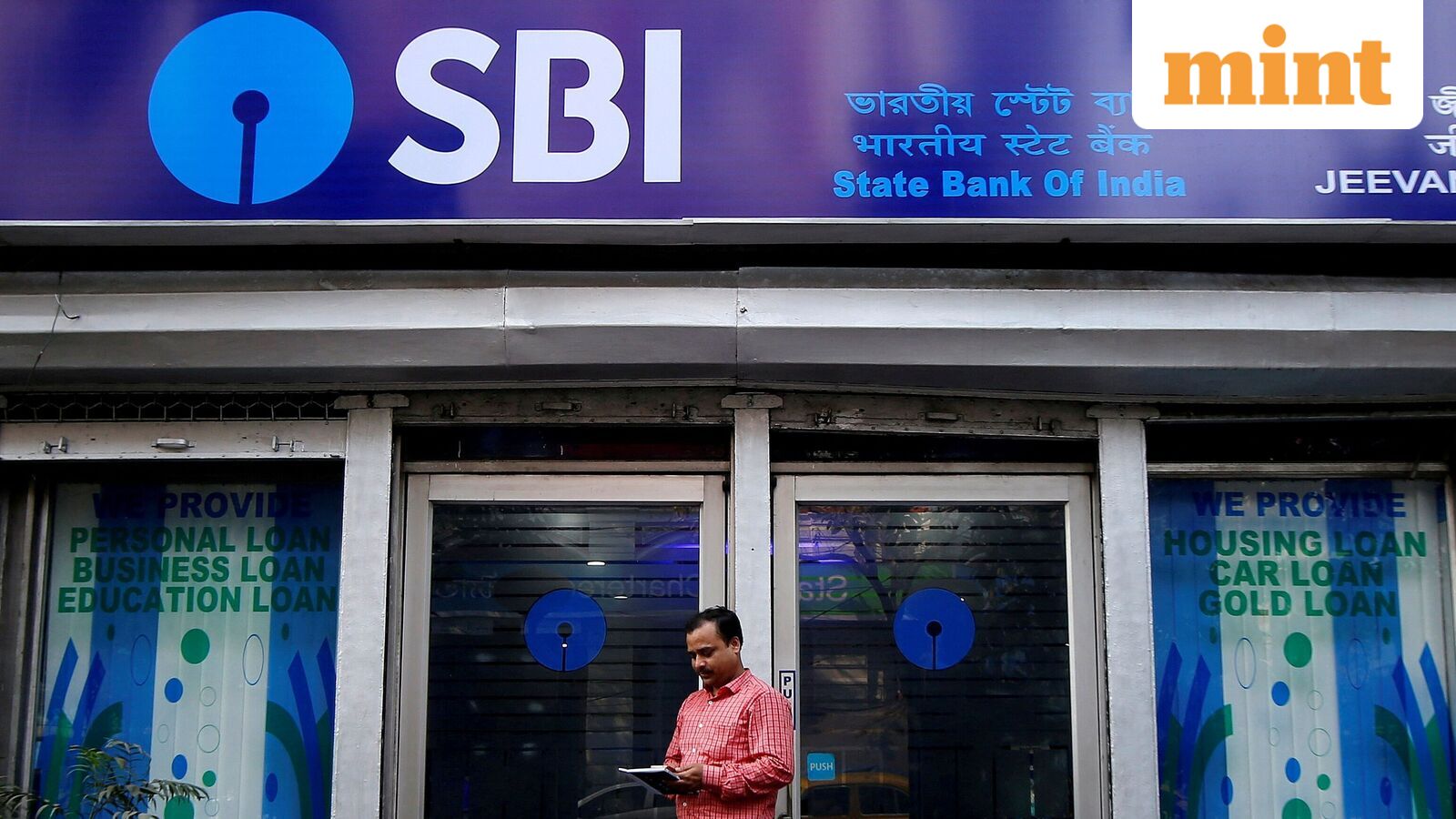 State Bank of India is planning bulk acquisition of 200 2 BHK apartments in Mumbai for £ 294