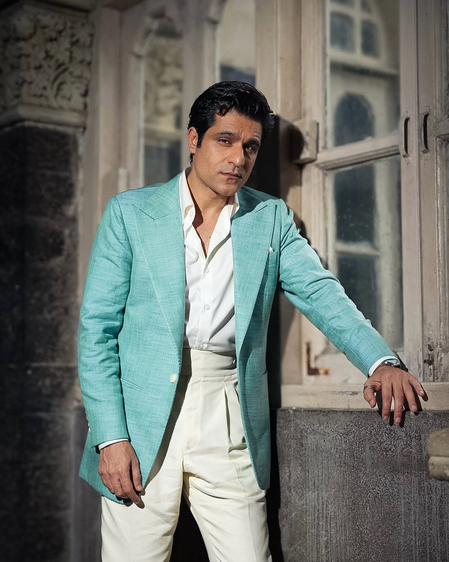 Actor Sunny Hinduja gave a graceful reaction