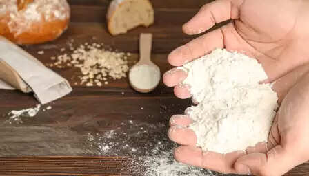 You don’t eat flour, you slowly eat poison, know how damage your body is