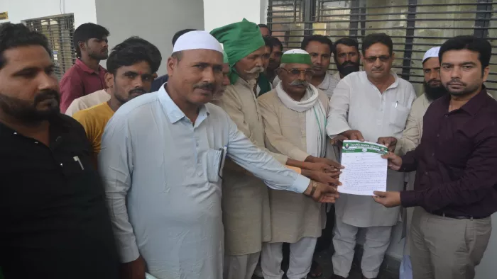 Farmers suffered heavy losses due to unlawful rain, now Bhakiyu has submitted a memorandum to SDM for compensation – Bhakiyu claims crop compensation after rain damage in Sambhal