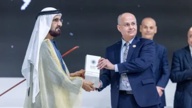 الشيخ محمد بن راشد يهنئ العالم السعودي عمر ياغي بحصوله على جائزة نوبل للكمياء 2025