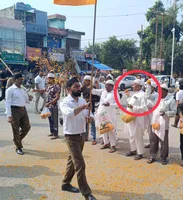 Action taken against SP City President for showering flowers on RSS march, suspended from the party -SP -Leader was suspended for the shower of flowers on RSS march in Gajraula