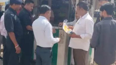 Strictness on single-use plastic in Greater Noida, 20 kg of plastic seized from the P-2 sector