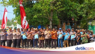 Police in Seribu Islands work with ‘Potmas’ to guard Jakarta