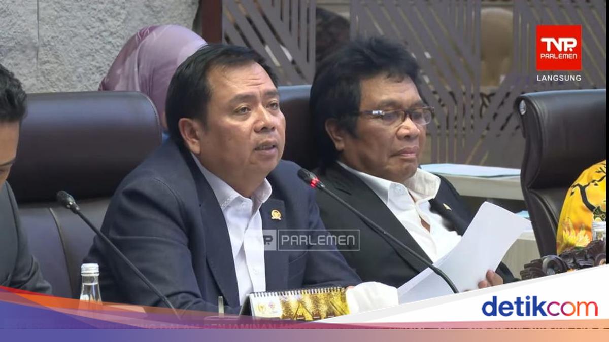 DPR Commission V Smiles about improving all Khoziny Islamic boarding school using