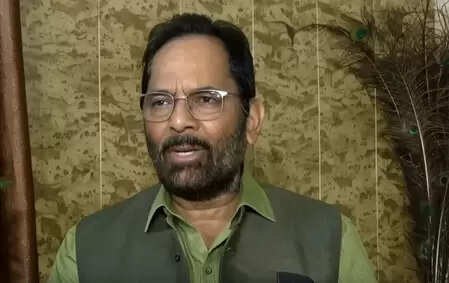 ‘Promise of work in 20 months is False’ Mukhtar Abbas Naqvi’s counter -attack on Tejashwi’s promise