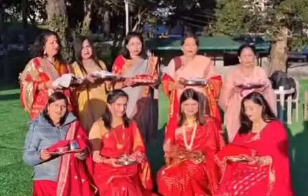 Punjabi Mahasabha arranged a great program on Karva Chauth in Nainital.