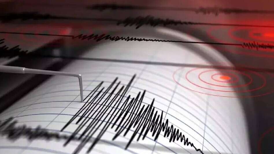 After Philippines, the Earth trembled again Saturday morning, Tsunami Alert was issued here after 7.1 tremor