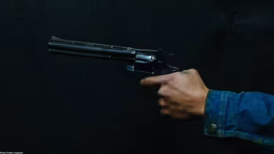 The thieves brought a gun to rob a Chinese businessman, as soon as the bullet was fired, it felt like the game was over, and then a miracle happened.
