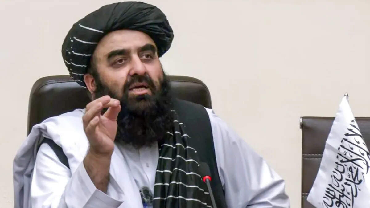 “How were women allowed to be offended …” Ruckus about no entry of women journalists in the Afghan pastor’s computer, the opposition took the center to the task