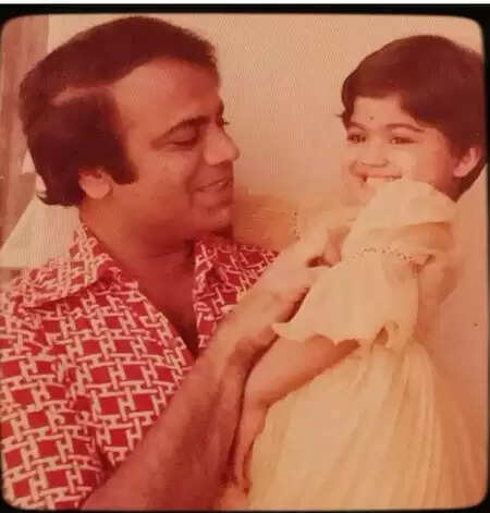 It’s been 9 years today … I miss you smile, Shilpa Shetty remembers her father