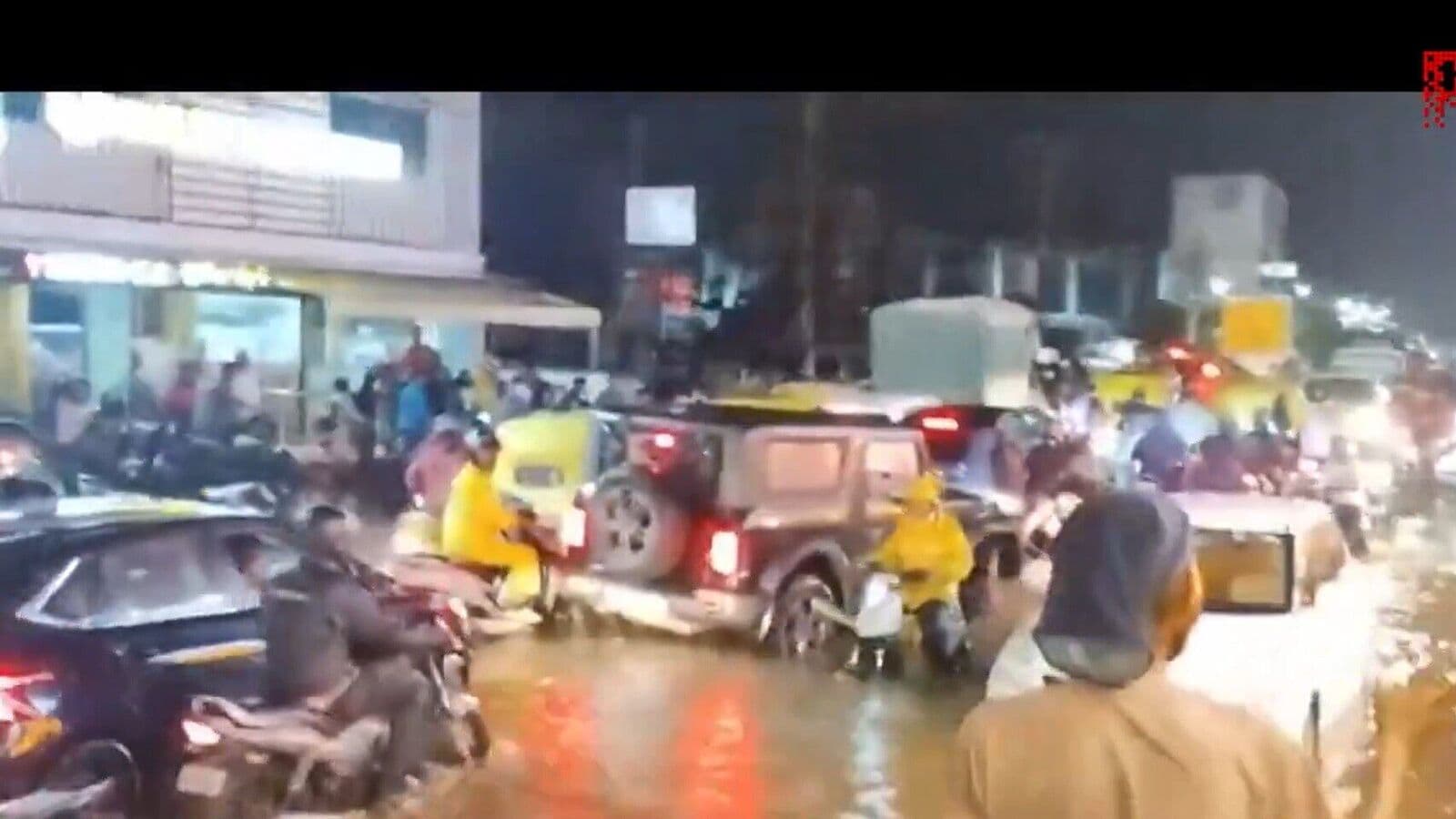 Bengaluru -Rain: weakening, traffic congestion in different parts; IMD predicts light to moderate rain