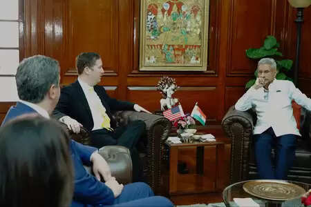 US Ambassador Sergio Gore has reached Delhi, S. discussed the relationship between the two countries with Jaishankar