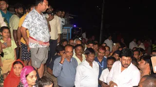 HSCL building -collapse in Bokaro, residents escape unharmed