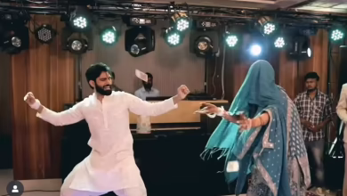 The Power couple did such a powerful dance on “Lamba Lamba Ghungat …” that the video became viral within minutes, you would also like to watch it again and again.
