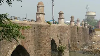 Barapula Bridge: 400 -year -old structure to be renovated must be completed by December; Will be opened for tourists – Barapula Bridge Restoration 400 -Yearold structure to be revived