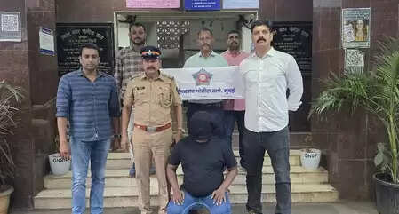 Police in Mumbai arrested the accused with drugs