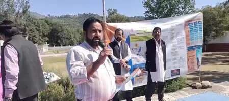 Medhar: Awareness Program on ‘PM Surya Ghar Free Electricity Scheme’ organized in government school