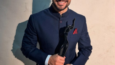 Kunal Khemu won his first filmfare award, the best debut director for ‘Madgaon Express’