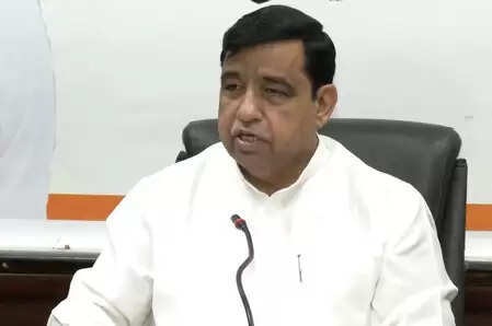 Congress demands the strengthening of RTI, accusing BJP of weakening it