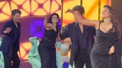 See: Shah Rukh Khan, Kajol recreates Kuch Kuch Hota Hai Magic on stage, Internet calls them ‘favorite on the screen Jodi’