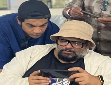 Director Mohit Suri congratulated Rajkumar Rao for getting filmfare.