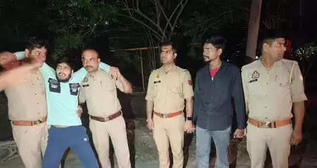 Ghaziabad: Meeting between police and crimes, two arrested