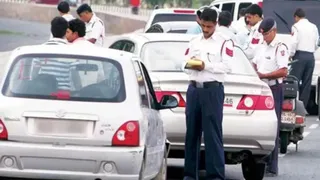 19 Lakh seized, two detained before the Bihar election in Gayaji – 19 Lakh seized two before the Bihar election