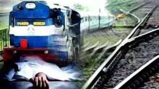 Student dies after being hit by train in Greater Noida, incident caught in CCTV – student dies in train accident at Greater Noida Railway Crossing