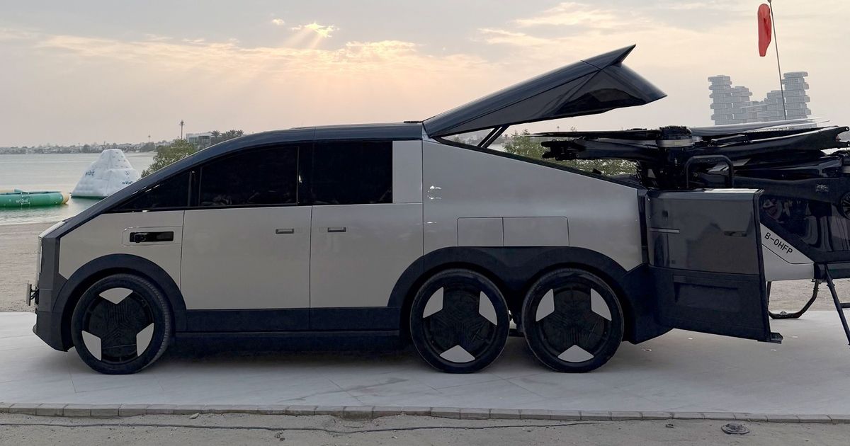 Luxury flying cars from China flying in the golf sky